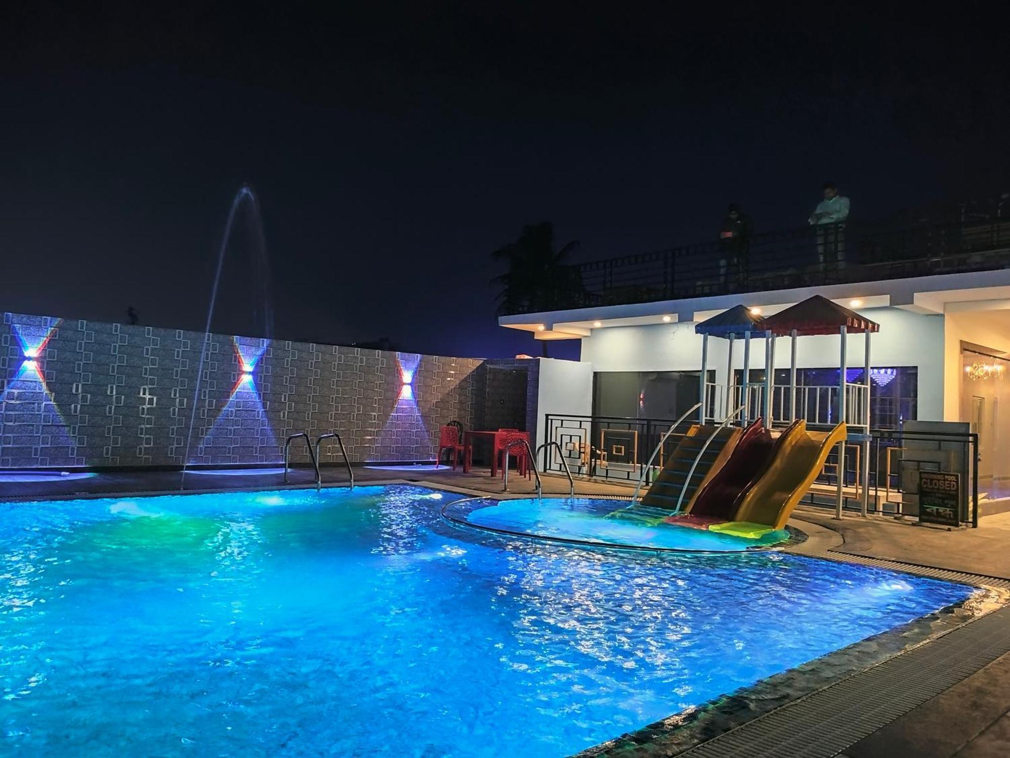 The Pelican Beach Resort Мандармани Экстерьер фото