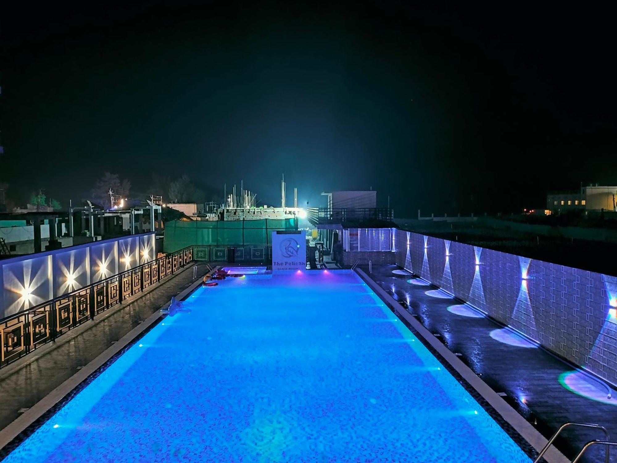 The Pelican Beach Resort Мандармани Экстерьер фото
